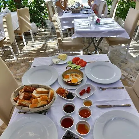 Cinar Boutique 3*