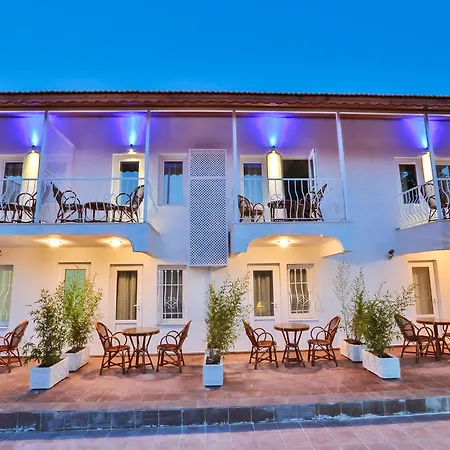 Cinar Boutique Otel Kaş